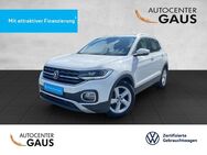 VW T-Cross, 1.5 TSI Style, Jahr 2022 - Bielefeld