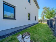 „Villenpark Groß Glienicke“ Repräsentative Einfamilienhausvilla mit Au-pair-/Gästebereich in exklusiver Lage. - Potsdam