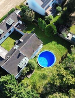 Reizvolle Hofanlage || Zwei Häuser || Großer Garten - Bonn