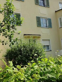 Ab 01.02.26!!! 2-Raum-Wohnung in Marienthal mit tollem Blick ins Erzgebirge, Laminat, Balkon und Stellplatz - Zwickau