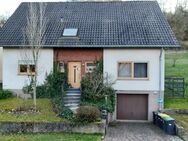 1-2 Familienhaus mit 6 Schlafzimmer - Merzig