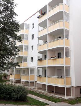 Demnächst frei: Rollstuhlgerechte 2-Raum-Wohnung - Crimmitschau