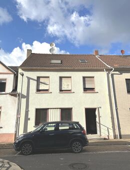 Zweifamilienhaus in Dillingen-Nähe City - Dillingen (Saar)