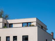 Sonnige und großzügig geschnittene Penthouse-Wohnung - sehr ruhig in Pasing gelegen - München