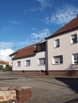 Gewerbeimmobilie mit Wohnhaus, freistehend auf großem Grundstück provisionsfrei zu verkaufen - Herschberg