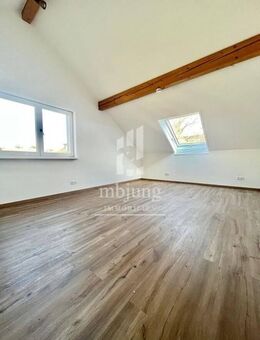 ** Dachgeschosswohnung in zentraler und ruhiger Lage ** - Bad Säckingen
