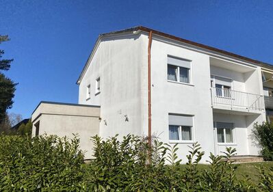 Solide und gepflegte Doppelhaushälfte!