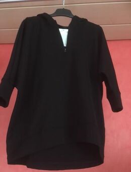 SHIRT MIT KAPUZE *NEU* GRÖSSE 38 - Großostheim