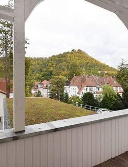 Beste Lage! Lichtdurchflutete 2-Zimmer-Wohnung mit 2 Balkonen und Carportstellplatz... - Bad Harzburg