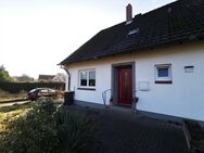 Neuer Preis! Familiengerechte Doppelhaushälfte mit viel Grün! - Mölln (Schleswig-Holstein)