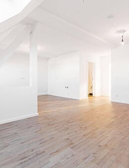 Frisch renoviert & bezugsfertig - 2-Zimmer-Wohnung im Dachgeschoss - Leipzig