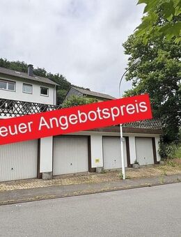 Großzügiges Zweifamilienhaus mit Garten und 4 Garagen - Werdohl