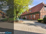 Pferdehof mit Gestüt und Fachwerkhaus im sehr guten Zustand, 2 Stallgebäude, 13 Boxen, Nähe Uelzen - Suhlendorf
