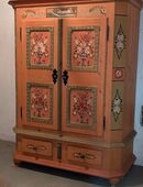 Verkaufe antiken handbemalten Bauernschrank in 58455
