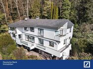 Alles unter einem Dach: Zwei Wohnungen. Drei Generationen. Ein Zuhause. Schwarzwaldblick - Bad Liebenzell