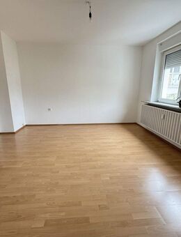 2-Zimmer-Wohnung mit Top-Anbindung - direkt in Ohligs, hell, zentral, direkt am Bahnhof - Solingen (Klingenstadt)