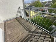 Lichtdurchflutete Zimmer - Balkon - im 3.OG - WG gerecht! - Chemnitz