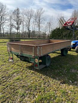 Niederiger Kastenwagen - Merzen