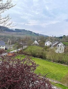 Ein-/ bis Zweifamilienhaus in ruhiger Lage von Bestwig-Nuttlar. - Bestwig