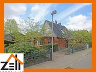 * Gemütliches EFH * EBK * Vollbad m. Dusche * Kaminofen * Wintergarten * Garage u. Carport * uvm. - Lauenburg (Elbe)
