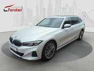 BMW 320 d xDrive ACC AHK PanoDach HIFI SHZ - Kirchendemenreuth