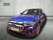 Audi Q8, Sportback 55 S line, Jahr 2023 - Leipzig