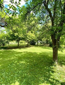 Zweifamilienhaus mit Gartenparadies - Holzgerlingen