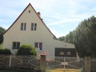 Gelegenheit aus Nachlass: **30er Jahre Siedlungshaus** + Garage + Carport in idyllischer Ruhiglage - Stahnsdorf