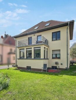 Großzügiges Mehrfamilienhaus mit Gartenidylle in Merseburg-West - Merseburg