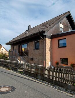 Großzügiges Haus mit viel Platz, Garten und Einliegerwohnung in ruhiger Lage - Bad Schandau