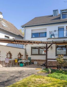 Gepflegtes Zweifamilienhaus mit ELW, Balkon, Terrasse, Garten + Garage - Wesseling
