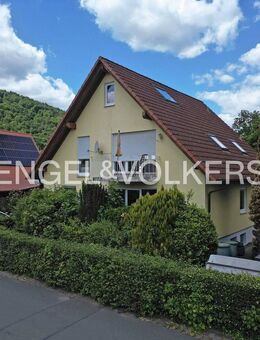 Gepflegtes Zweifamilienhaus mit Ausbaupotential - Kleinheubach