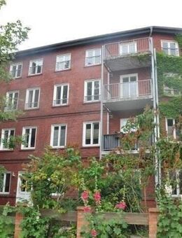 große 2 Zimmerwohnung, mit Balkon in der Stralsunder Altstadt 2.OG - Stralsund