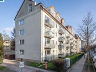 Zweizimmerwohnung in Lankwitz mit Potential im Hochparterre - Berlin