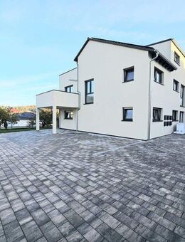 Modernes KfW-40-Effizienzhaus mit 6 hochwertigen Eigentumswohnungen - Schönenberg-Kübelberg