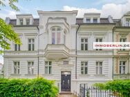 IMMOBERLIN.DE – Toplage! Komfortable Altbauwohnung mit Terrassen, Garten & großem Wintergarten nahe Kranoldplatz - Berlin
