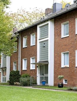 Modernisierte Balkonwohnung in Duisburg Wehofen - Duisburg