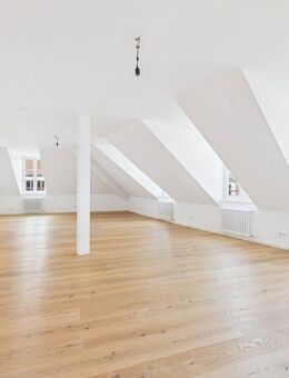 zum Erstbezug: Exklusive 3 -Zimmer Wohnung mit Küche direkt am Gärtnerplatz - München