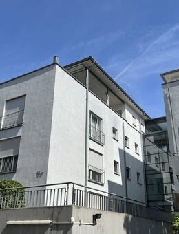 Schöne, helle und wirklich großzügige 3 Zimmer-Wohnung mit Balkon in top Lage zum Bahnhof+City, Liebigstr. 15a, Gießen - Gießen