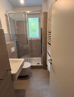 *** Charmante Altbauwohnung mit Duschbad! *** - Essen