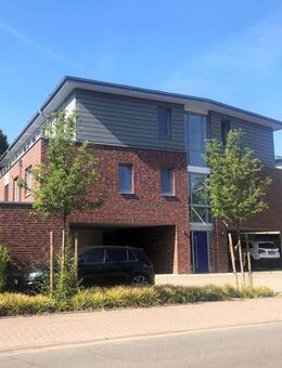 Innenstadtnahe EG-Wohnung mit Einbauküche und Garten - Lingen (Ems)