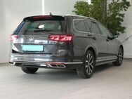 VW Passat Variant 2.0 TDI Elegance DSG R-LINE AHK KAMERA - Blaufelden