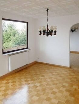 Wohnung mit Traumausblick, nur wenige Schritte bis zum Bahnhof - S3/S4! - Backnang