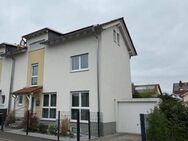 ***Ihr Traumhaus***neuwertige, exklusive Doppelhaushälfte*** - Rodenbach (Hessen)