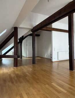 Stilvolle Dachgeschosswohnung in den Arrenberg'schen Höfen - ruhig und zentral - Wuppertal