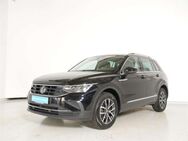 VW Tiguan, 1.5 TSI Life DC, Jahr 2024 - Amberg