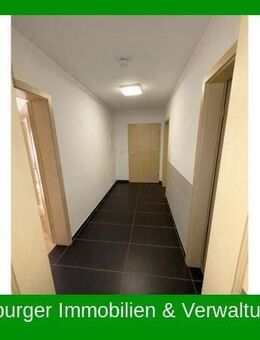 Moderne 3 Zimmer-Dachgeschosswohnung mit Balkon in Bückeburg - Bückeburg