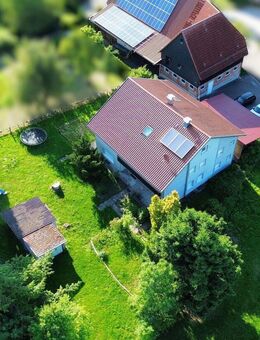 TRAUMGRUNDSTÜCK - Zweifamilienhaus mit großem Lagergebäude bietet Ihnen viele Optionen - Frankenhardt