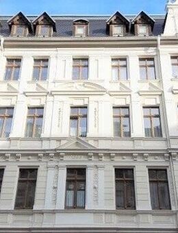 Freundliche, helle 3-Raumwohnung mit großem Balkon, Tageslichtbad, Stellplatz optional - Görlitz