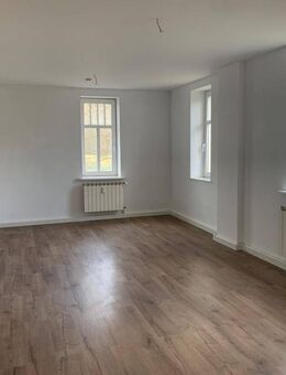 Gemütliche 2,5 Zimmer Wohnung mit Gartennutzung - Schalkau - Schalkau